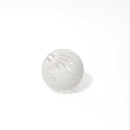 Whisker Roll – Interactive Treat Ball for Cats